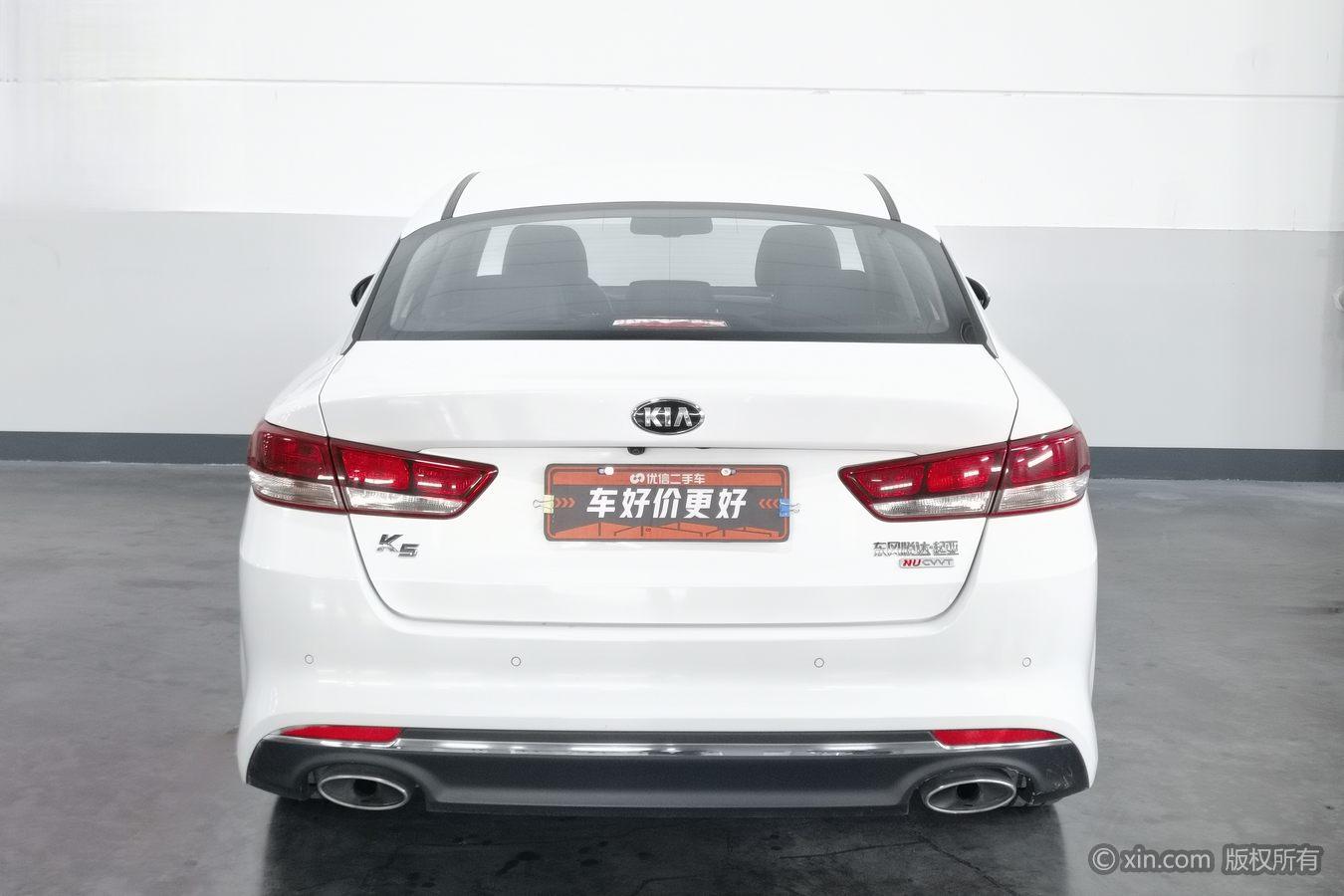 Kia K5 2016 2.0L AT LUX