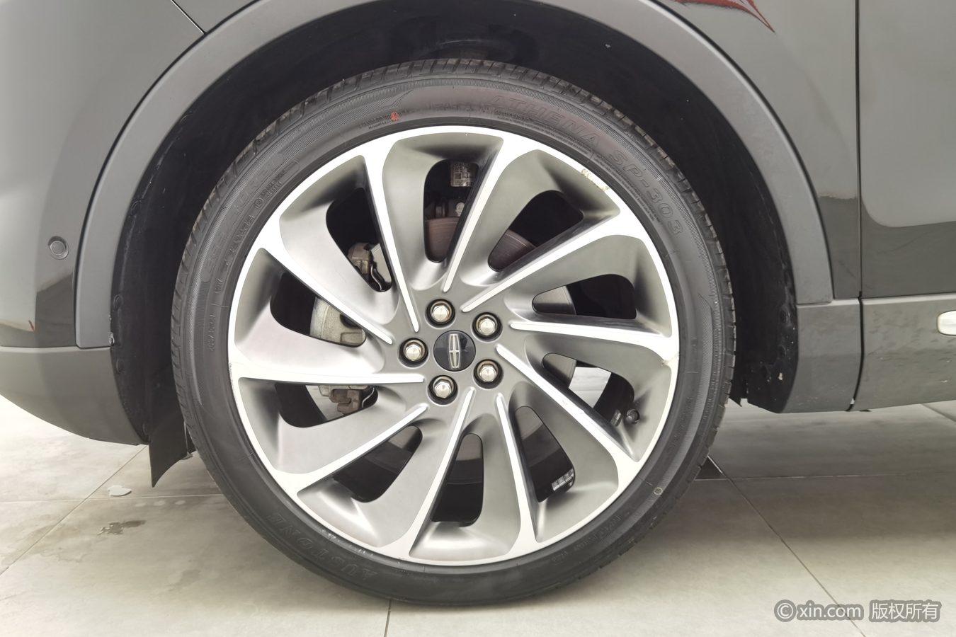 Lincoln Nautilus 2021 2.7T