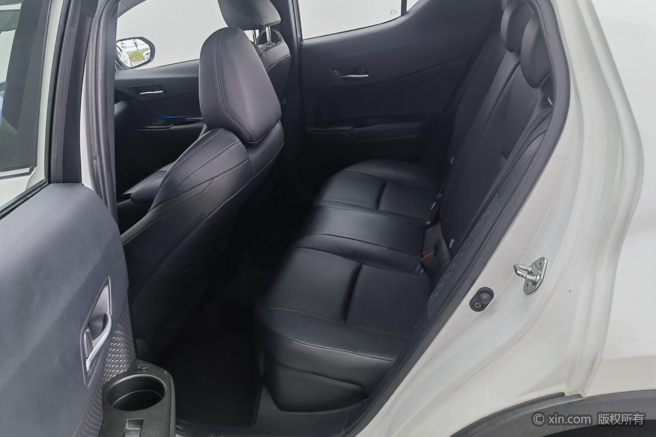 Toyota C-HR id 4451567 из Китая 17