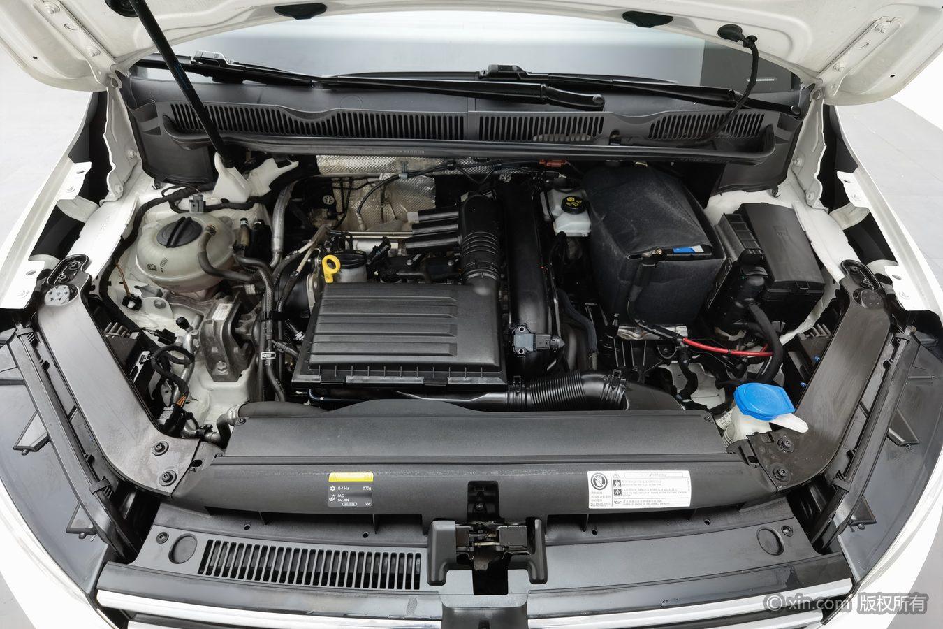 Volkswagen L 2018 280TSI AT 7 мест