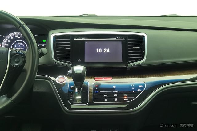 Honda Odyssey 2015 2.4 L — фото 11