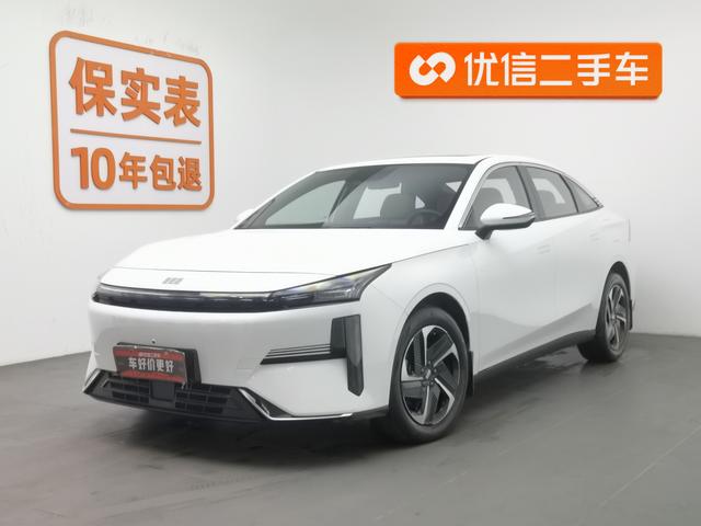 Geely Galaxy L6 2023 года выпуска