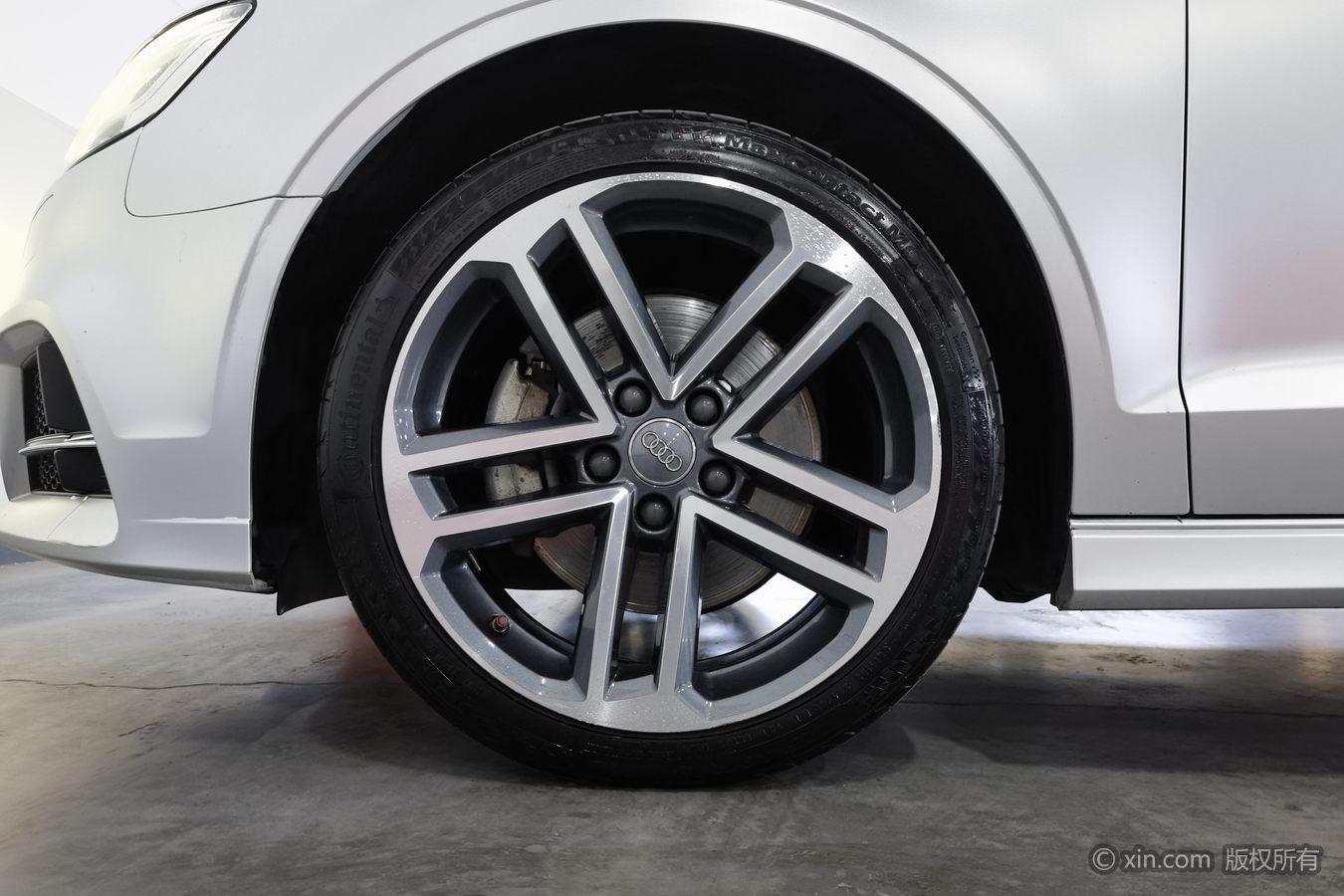 Audi A3 2019 Limousine 40 TFSI Sport V