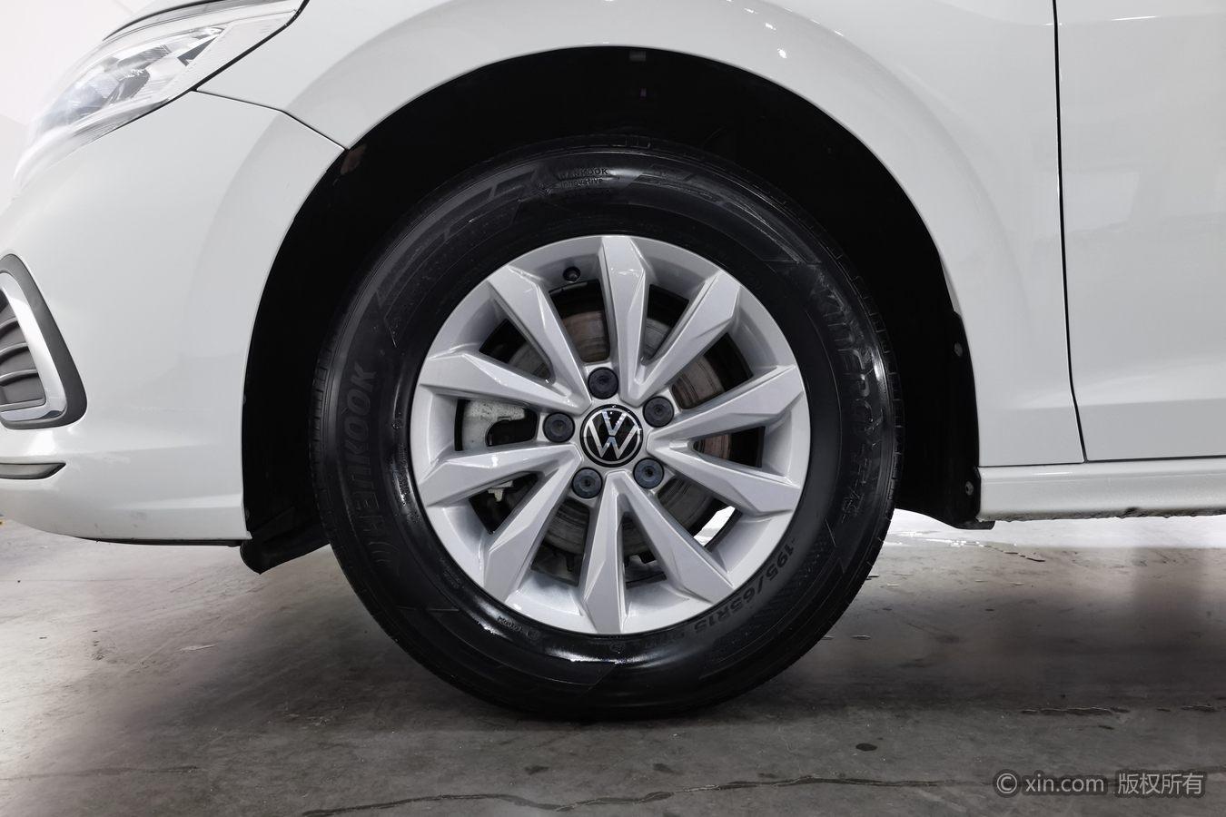 Volkswagen Bora id 4451711 из Китая 21