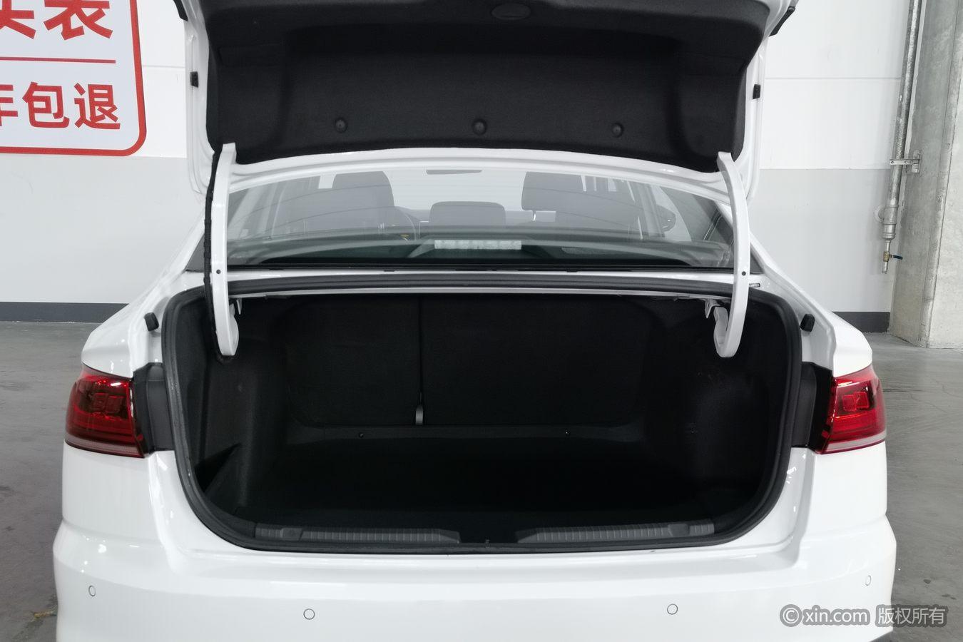 Volkswagen Bora id 4451711 из Китая 22