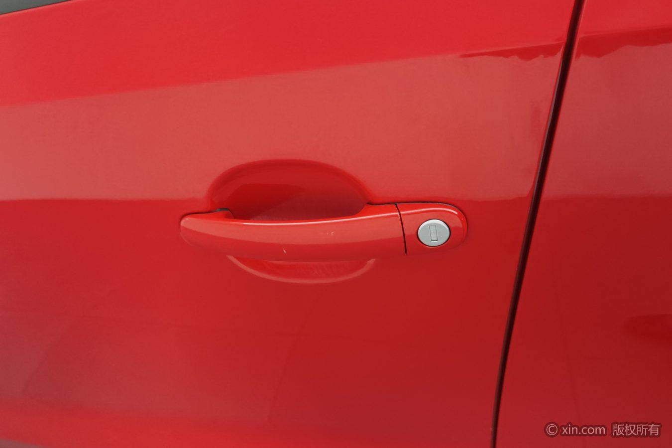 Volkswagen Polo 2011 1.6L AT