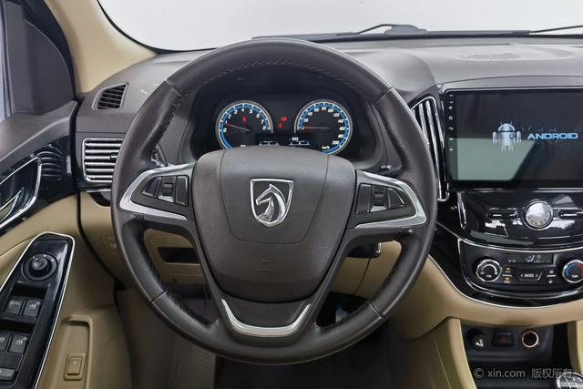 Wuling Baojun 730 2015 1.8 L MT ESP 7 — фото 14