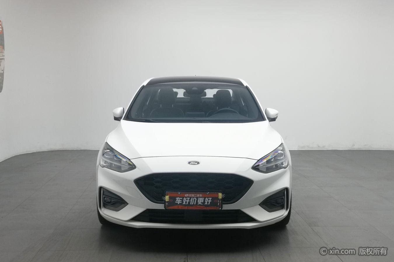Ford Focus 2020 EcoBoost 180 AT ST Line