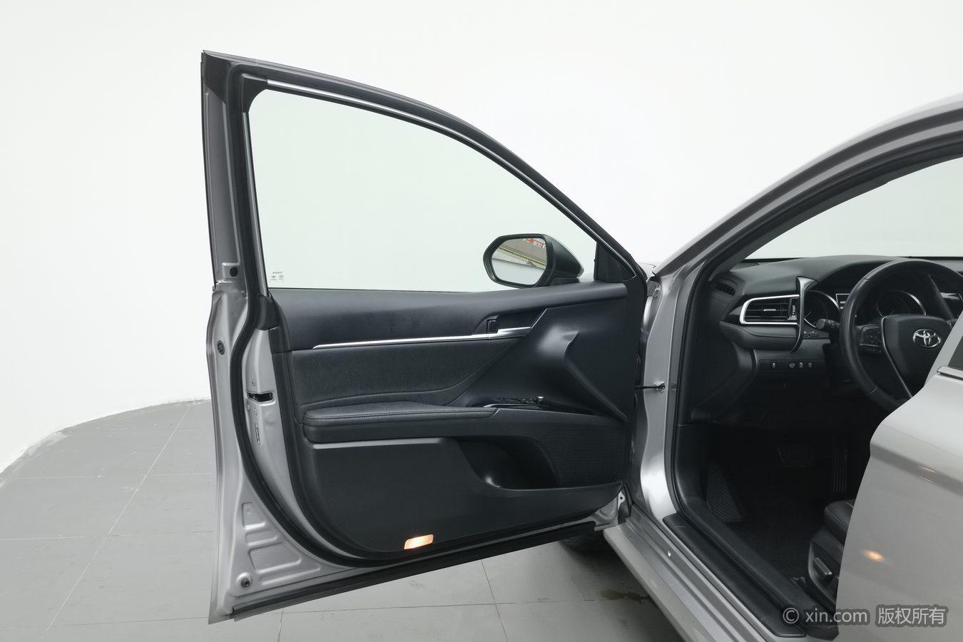 Toyota Camry id 4438207 из Китая 23