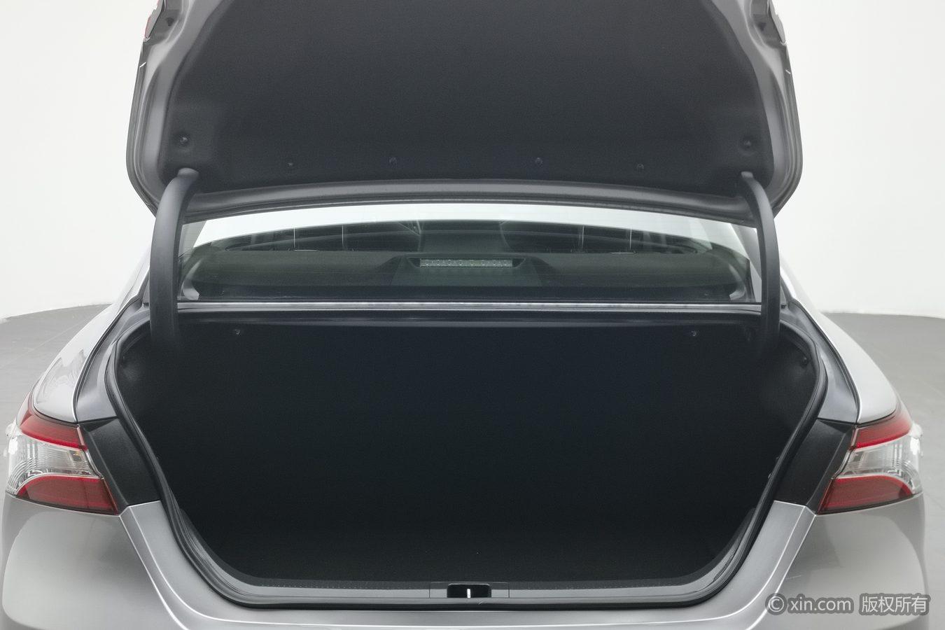 Toyota Camry id 4438207 из Китая 24