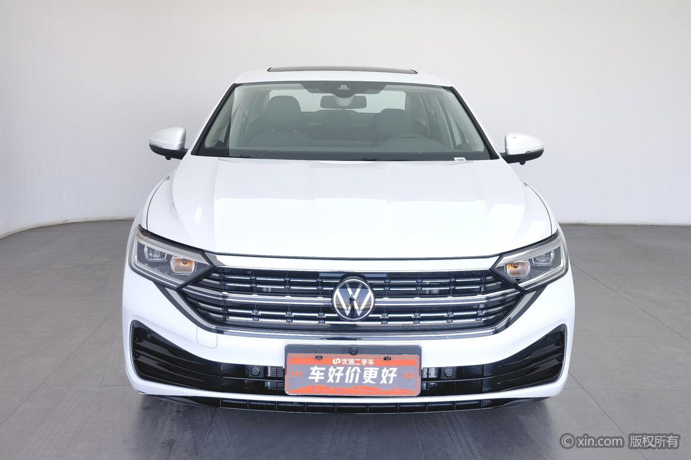 Volkswagen Sagitar 2025 300TSI DSG