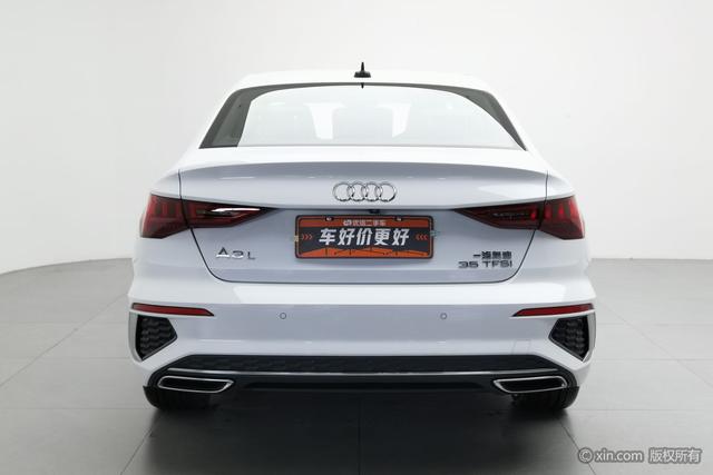 Audi A3 2024 A 3 L Limousine 35 TFSI Sport — фото 3