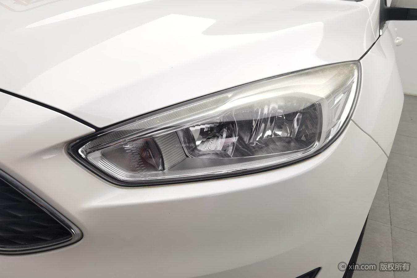 Ford Focus 2018 EcoBoost 180 AT Elite