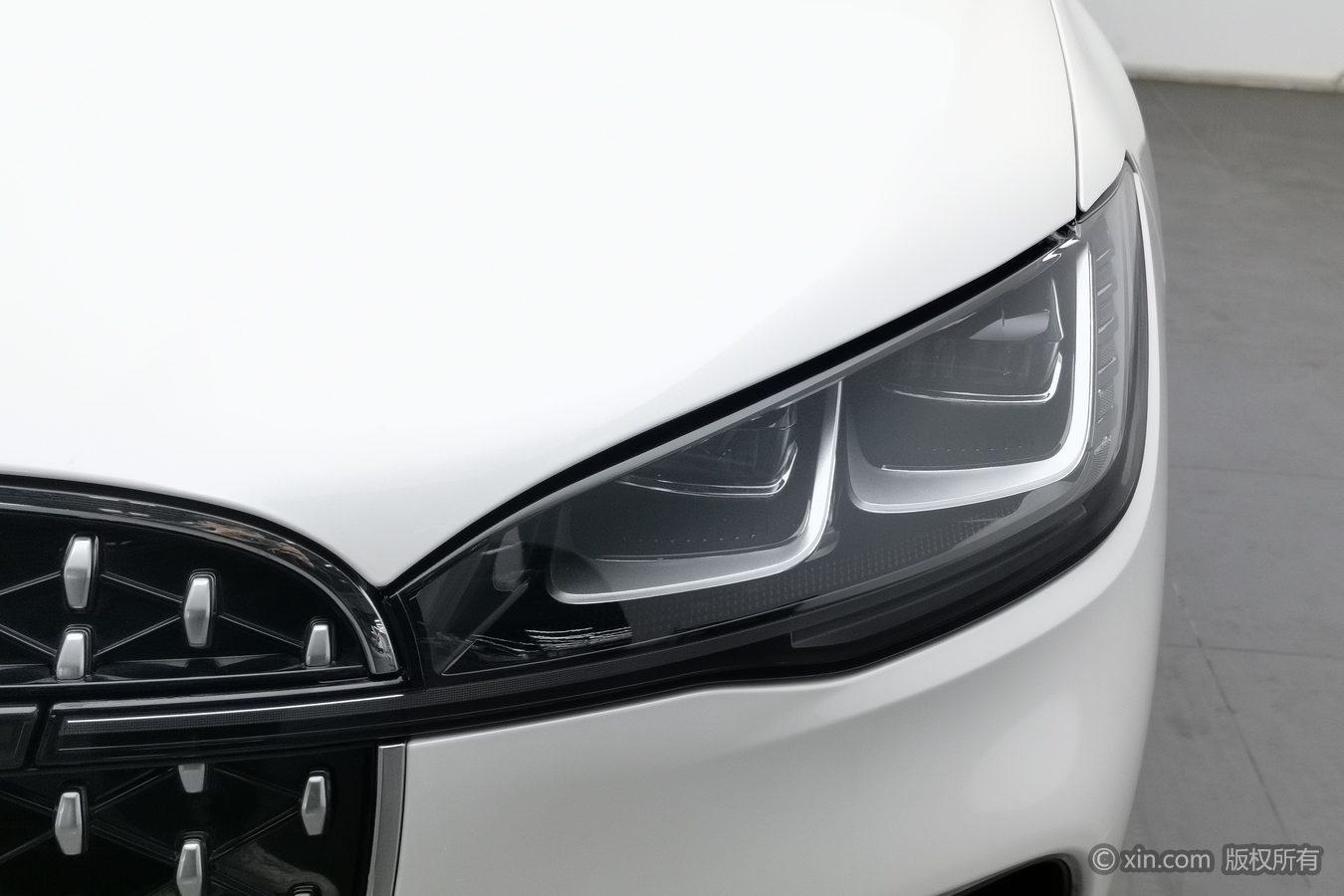 Lincoln Corsair 2024 2.0T Premium