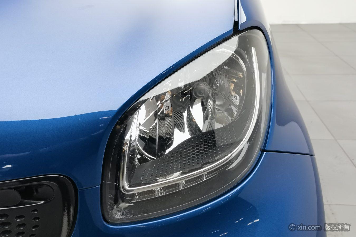 Smart fortwo 2019 0.9T 66 VI