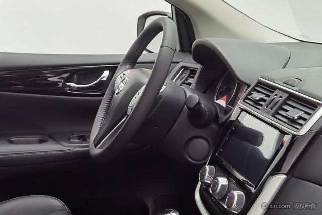 Nissan TIIDA 2024 1.6 L CVT — фото 13