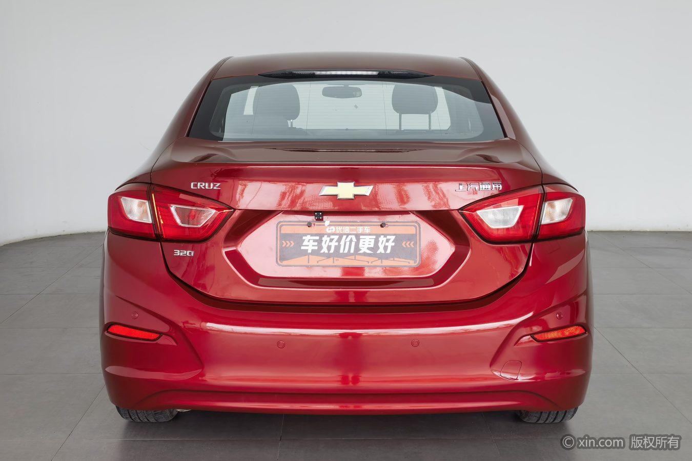 Chevrolet Cruze 2018 320 AT