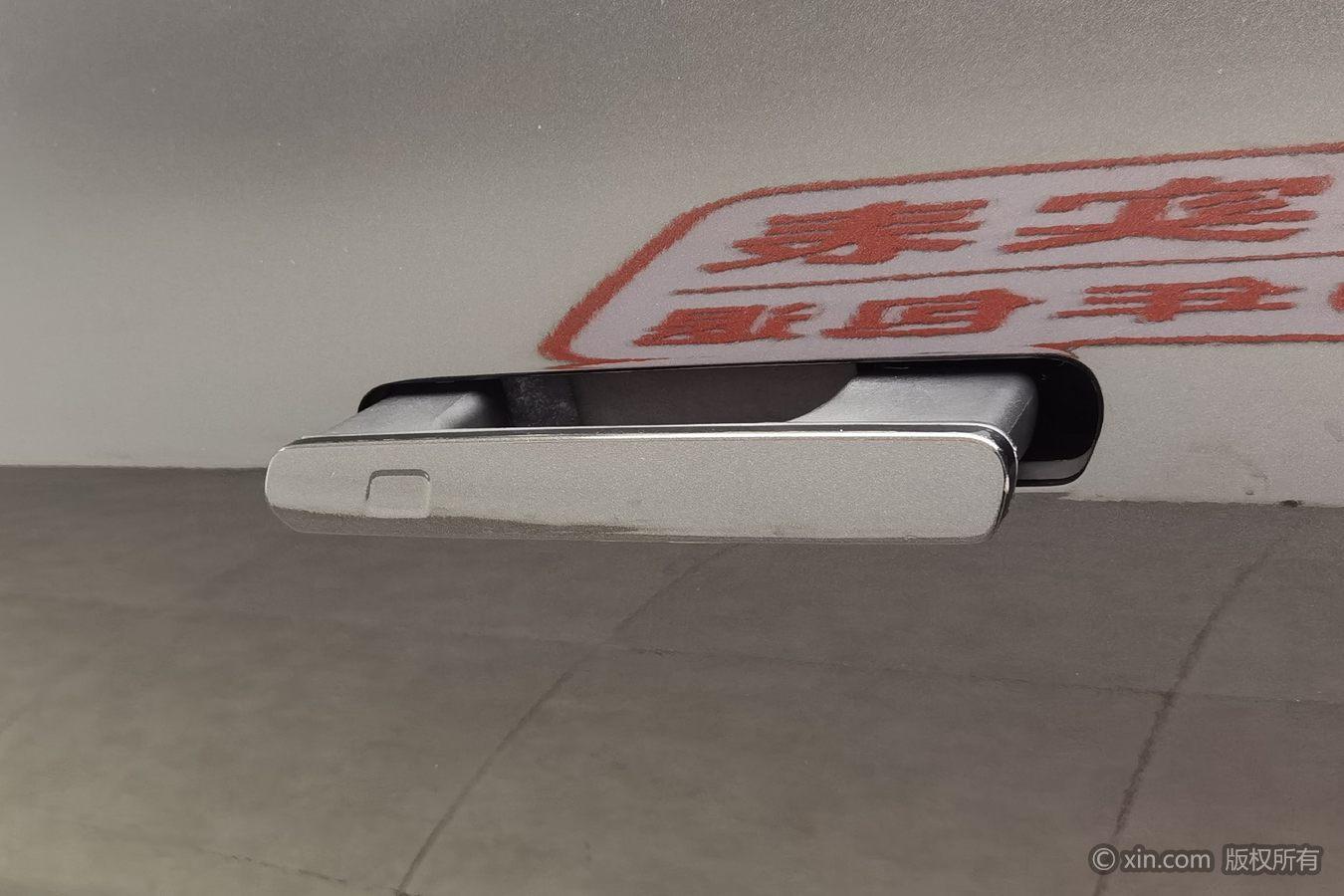 Lynk & Co 08 EM-P 2023 120 Halo