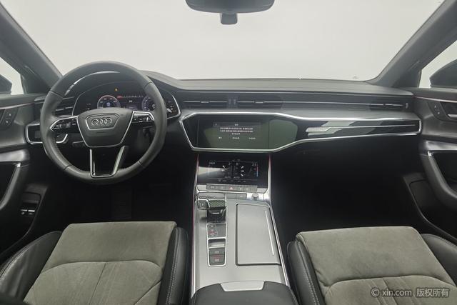 Audi A6L — фото 12
