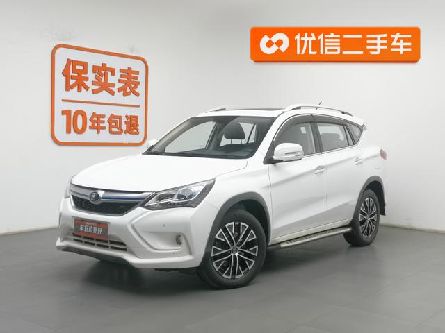 BYD Song EV 2017 года выпуска