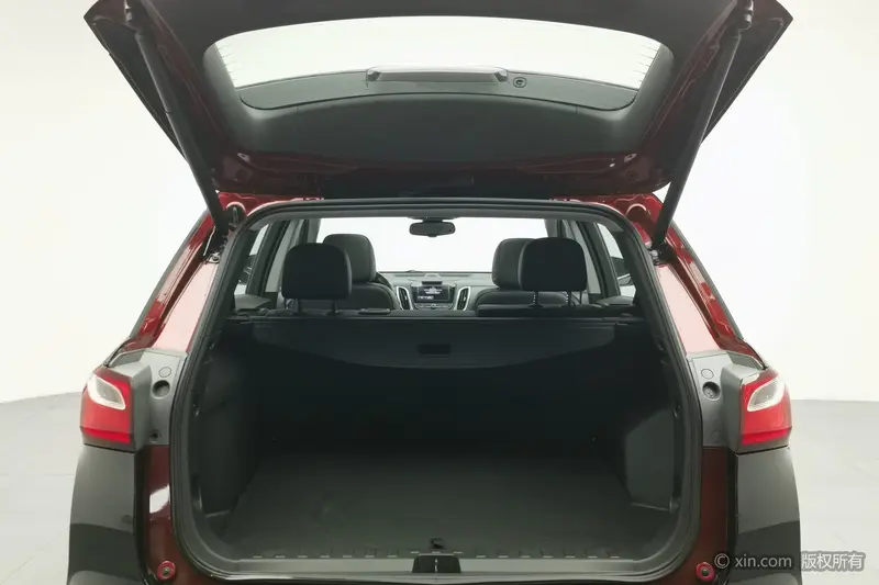 Chevrolet Equinox — фото 18