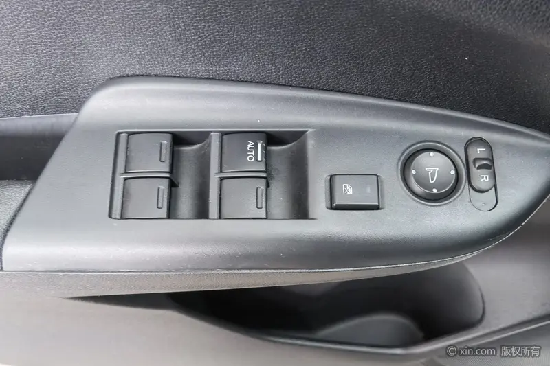 Honda Fit — фото 18