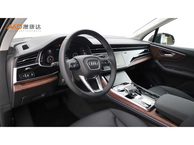 Audi Q7 2024 55 TFSI quattro S line Sport — фото 7