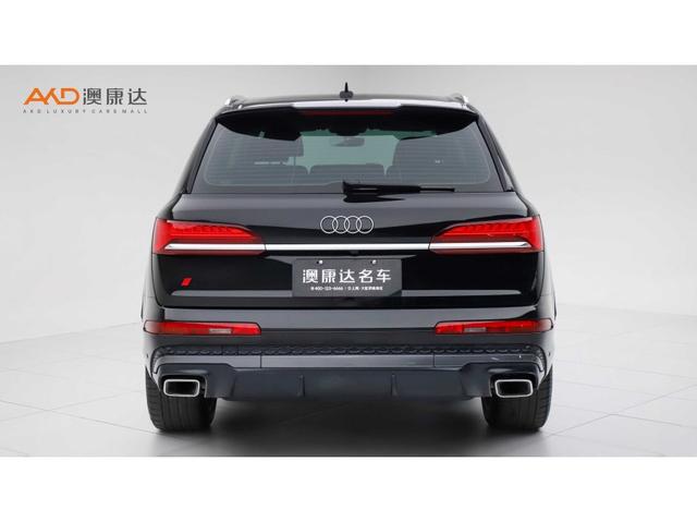 Audi Q7 2024 55 TFSI quattro S line Sport — фото 3