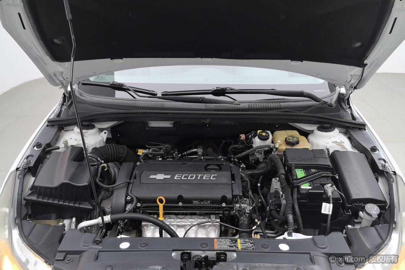 Chevrolet Cruze 2013 1.6L SE AT