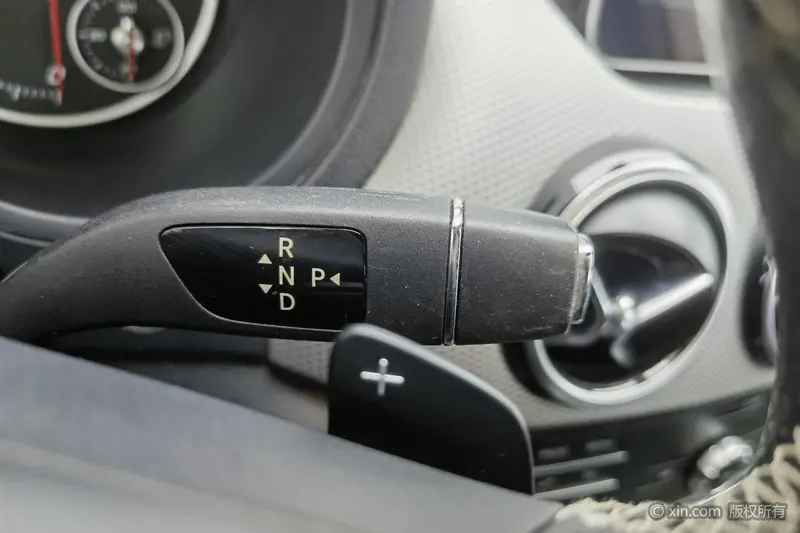 Mercedes-Benz B-Class — фото 10