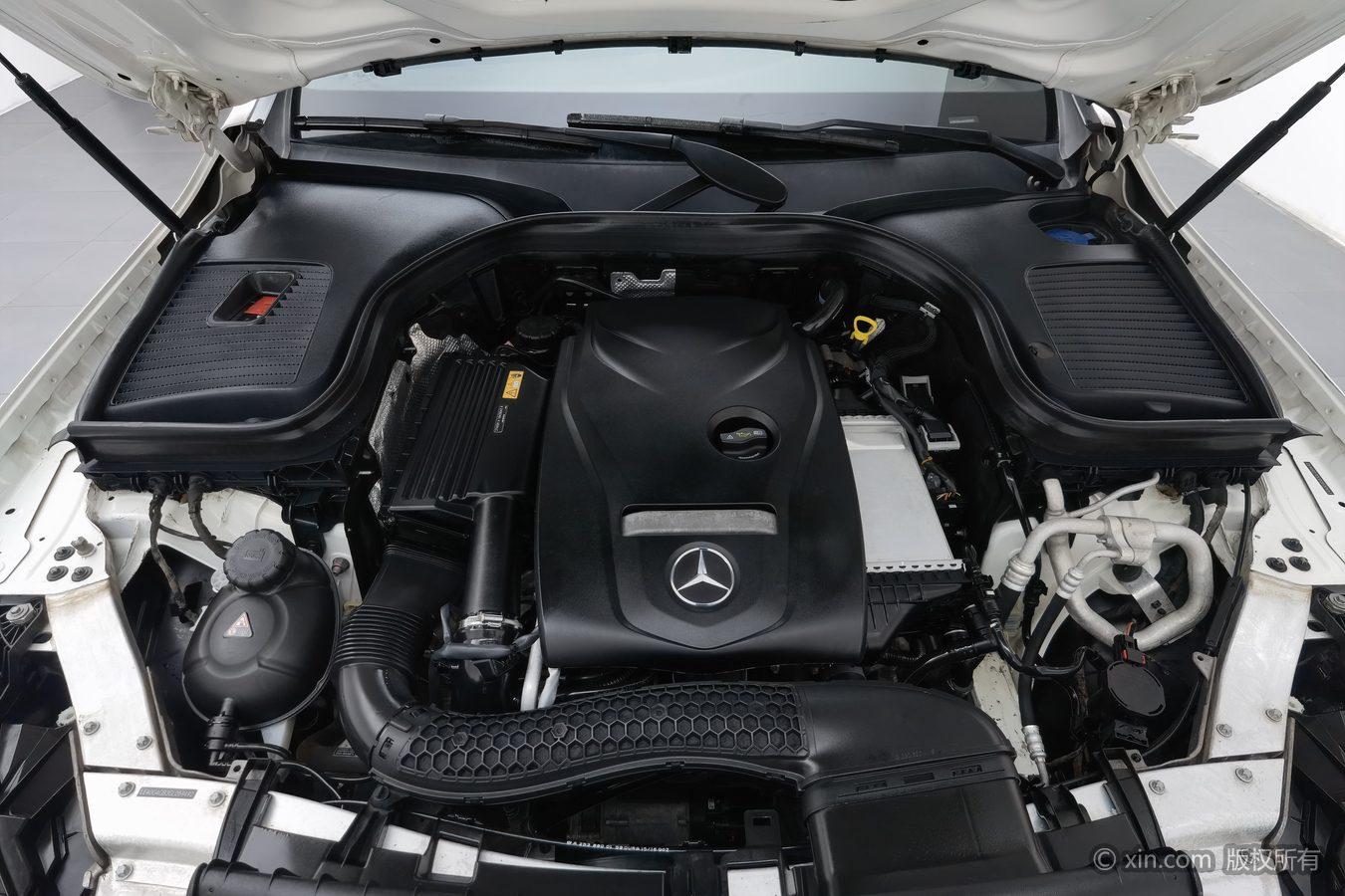 Mercedes-Benz GLC 2016 GLC 260 4MATIC Luxury