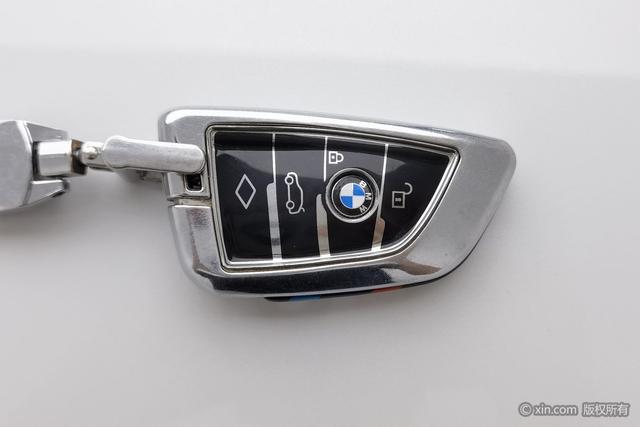 BMW X3 2022 x Drive 30i Leading M — фото 6