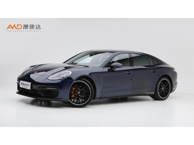 Porsche Panamera 2023 года выпуска