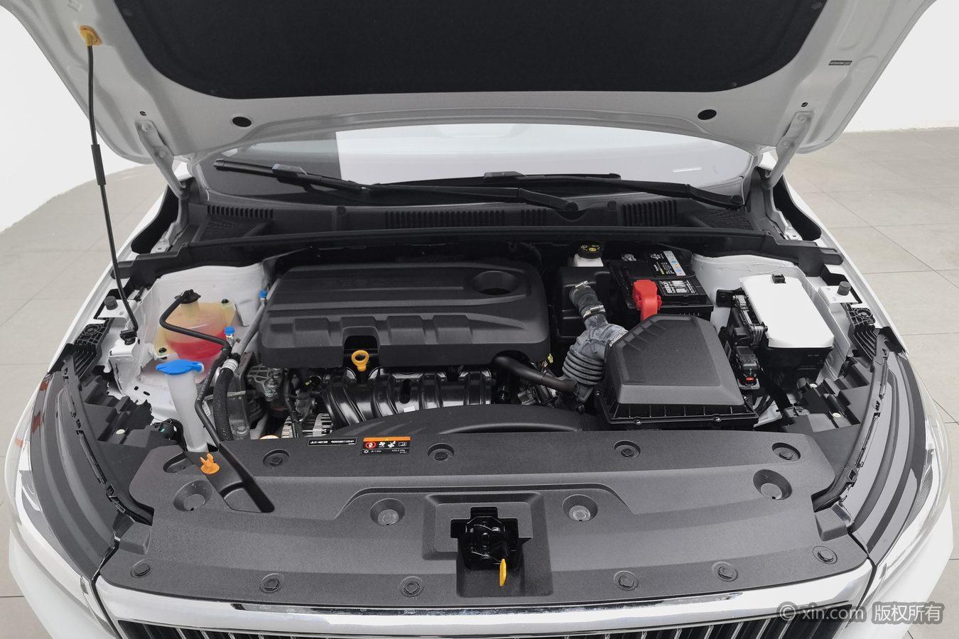 Geely Emgrand 2022 4 1.5L MT Luxury
