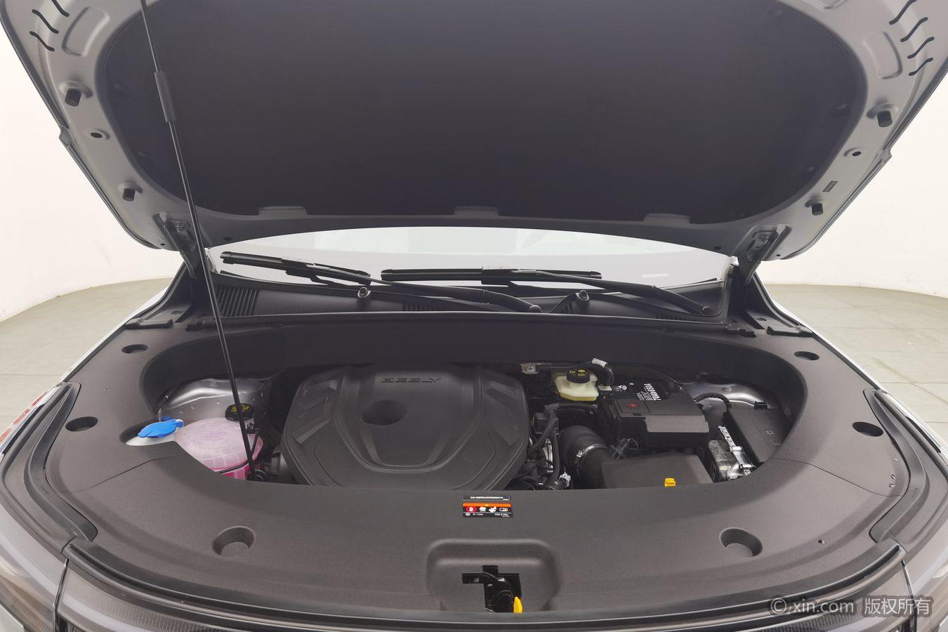 Geely Boyue L L 2025 2.0TD DCT