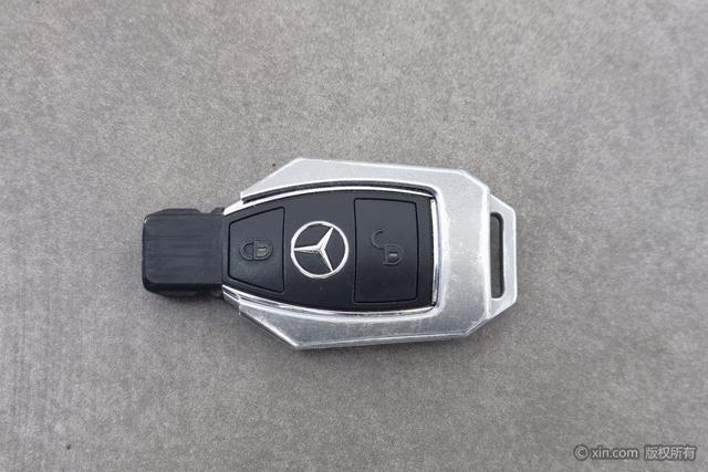 Mercedes-Benz R-Class 2015 R 320 4 MATIC Luxury — фото 6