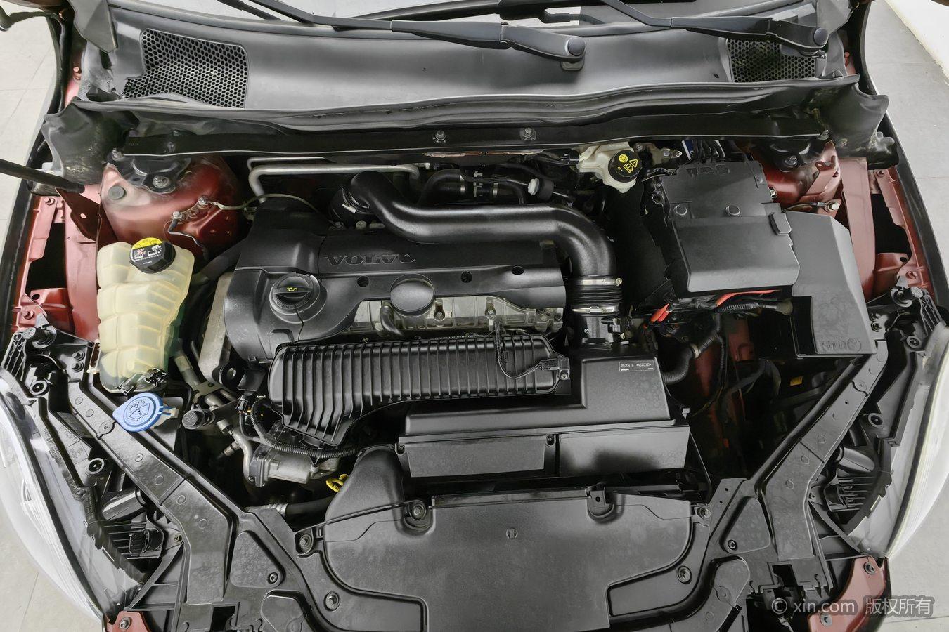 Volvo V40 2014 2.0T