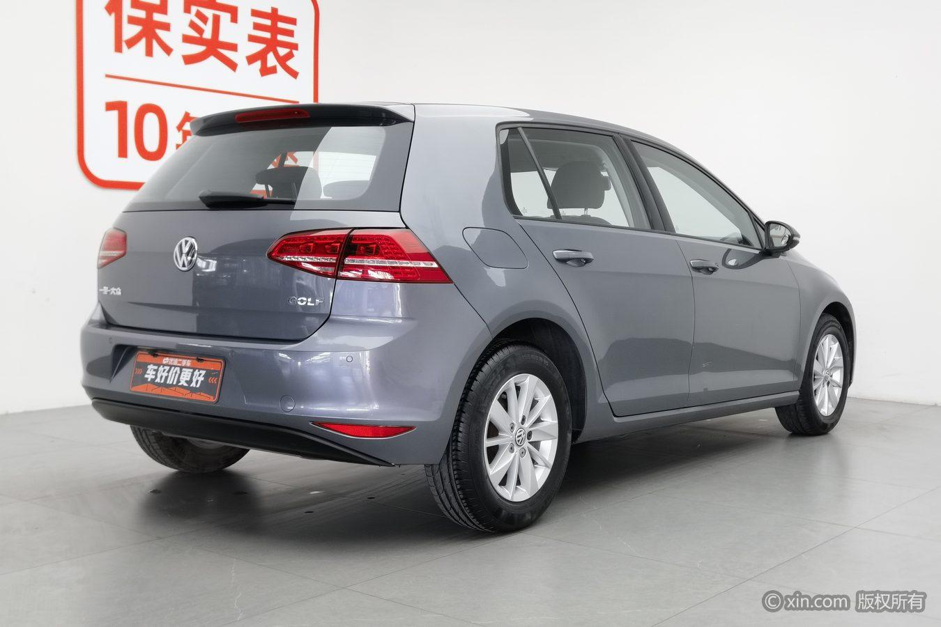 Volkswagen Golf 2014 1.6L MT Fashion