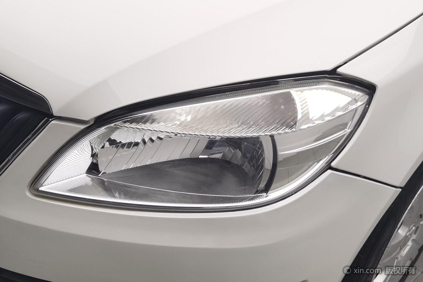 Skoda Fabia 2012 1.4L MT