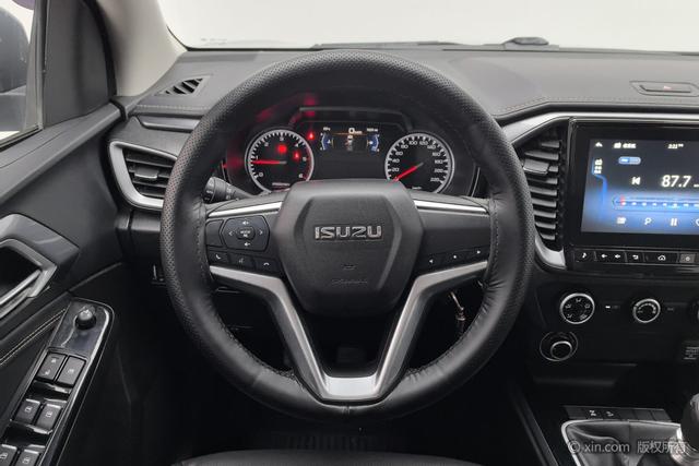 Isuzu D-MAX 2021 1.9 TMT 4 WD Global RZ 4 E — фото 14