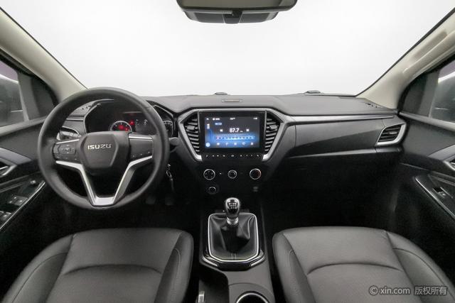 Isuzu D-MAX 2021 1.9 TMT 4 WD Global RZ 4 E — фото 12