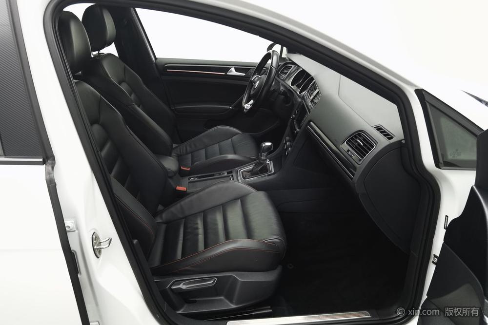 Volkswagen Golf GTI, фото 8