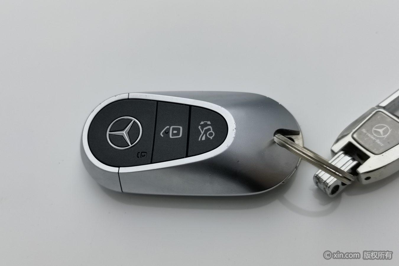 Mercedes-Benz Class C id 4438277 из Китая 18