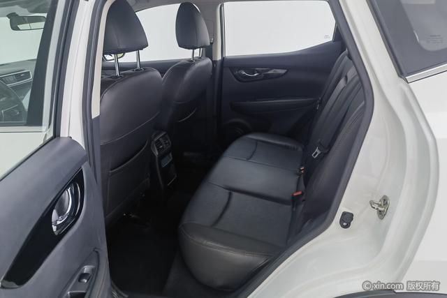 Nissan Qashqai 2019 2.0 L CVT — фото 19