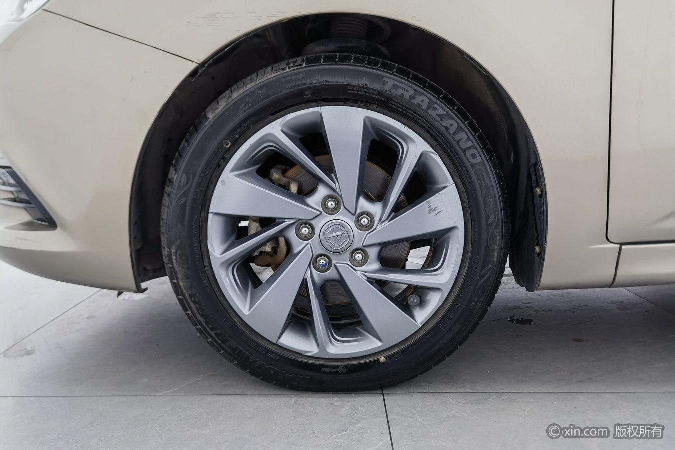 Changan Eado DT 2018 1.6L МКПП zhi xiang xing