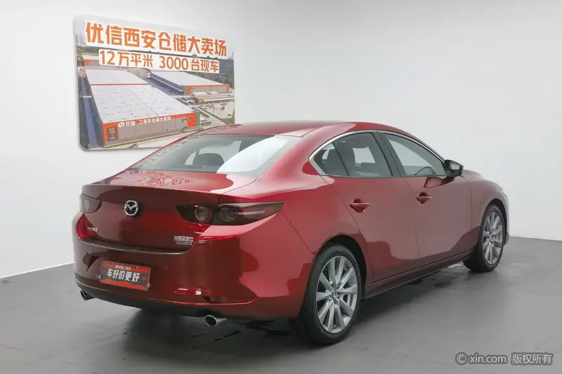 Mazda 3 Axela — фото 4