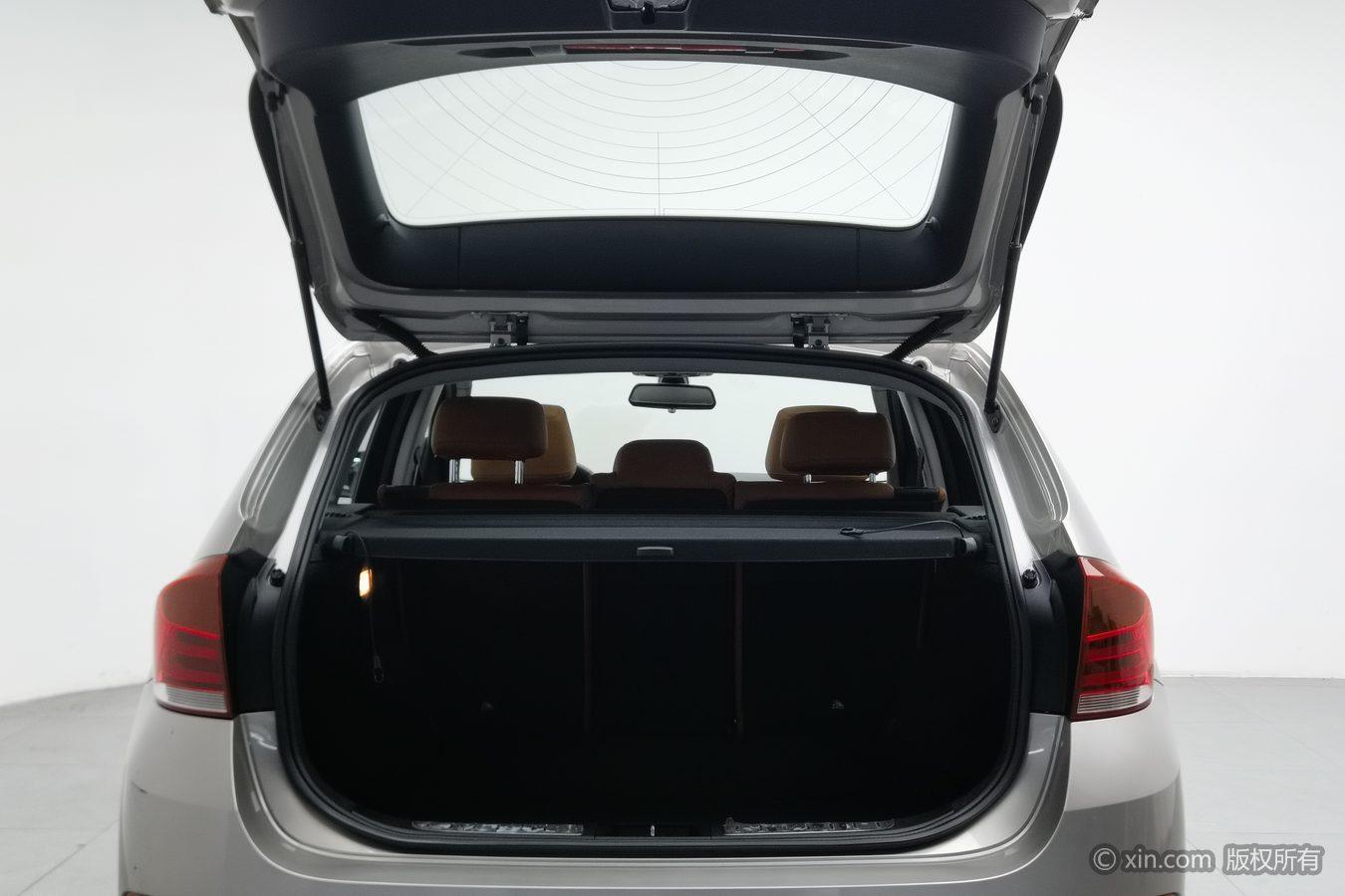 BMW X1 2014 sDrive18i Style
