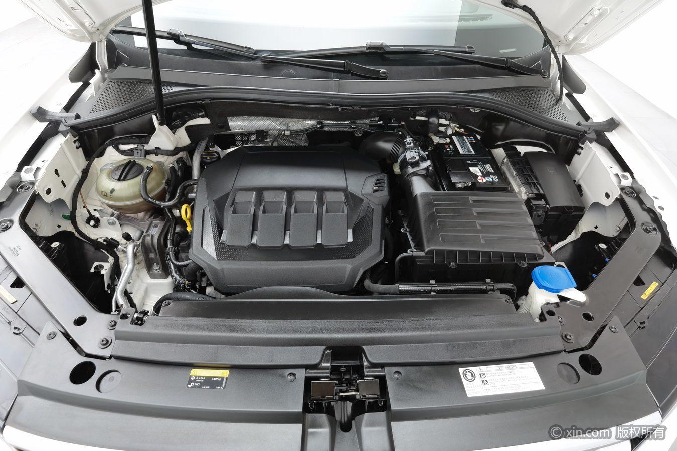 Volkswagen Tiguan L L 2021 330TSI AT R-Line