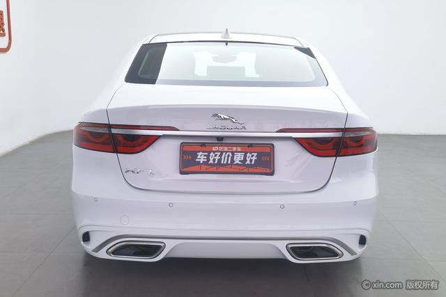 Jaguar XFL 2024 2.0 T P 250 2 WD — фото 3