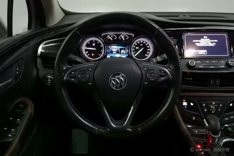 Buick Envision — фото 9